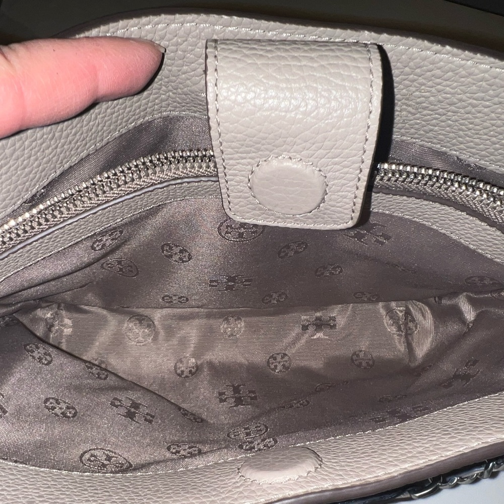 Tory Burch Gray Leather Women's Bag - Picture 7 of 8